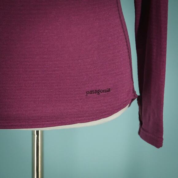 Patagonia Size Small S Purple 1/4 Zip Hoodie Active Outdoor Pullover Top Jacket - Picture 2 of 7